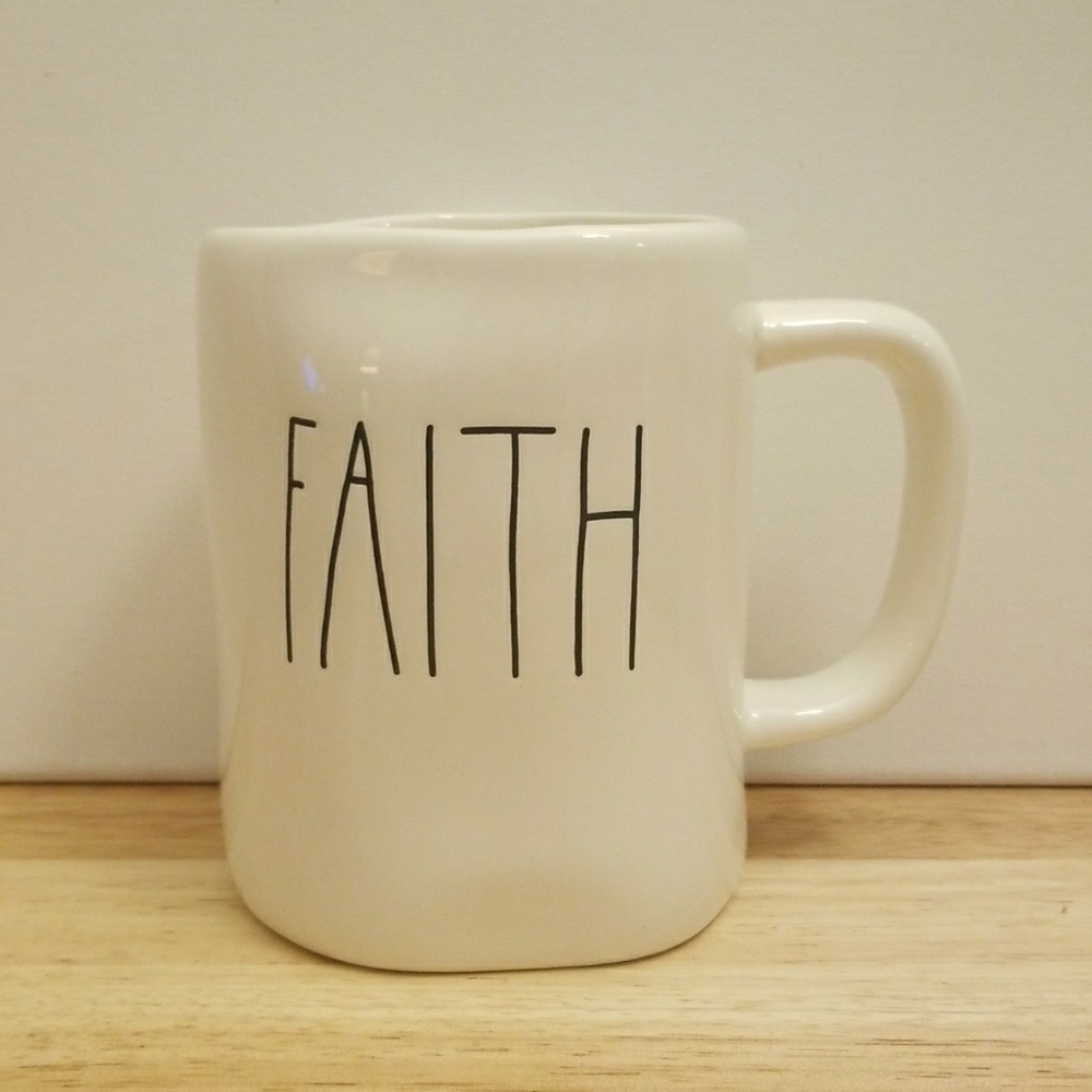 ⭐Rae Dunn FAITH Mug